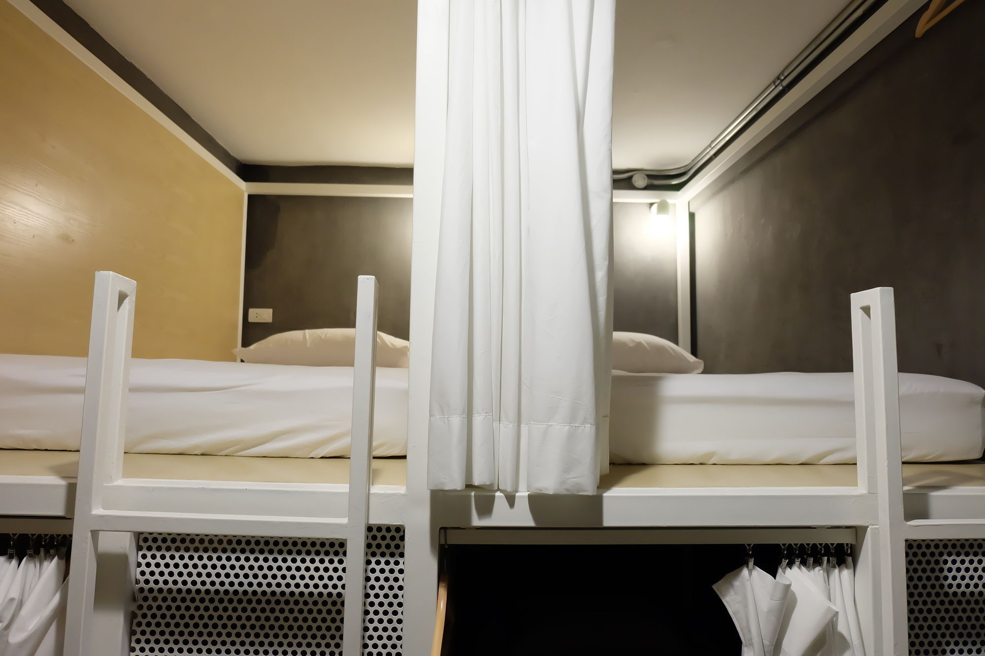 On The Bed Hostel Bangkok Dış mekan fotoğraf